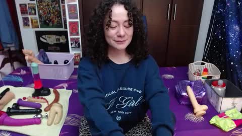 Snapshot of laura_anal_ chatting on October 23, 8:51 pm Wen online show from October 23, 8:51 pm