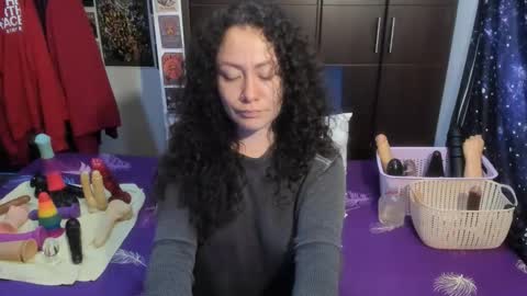  Wen  online show from January 16, 9:52 pm