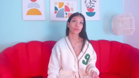 Laura online show from December 6, 12:49 pm