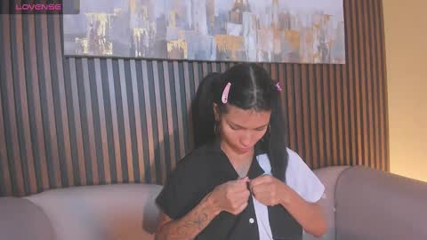 Laura online show from October 8, 12:36 pm