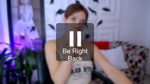 Snapshot of laura_candy02 chatting on October 18, 12:39 pm LAURA online show from October 18, 12:39 pm