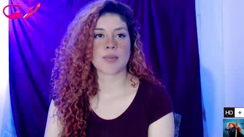 Snapshot of laura_fountain_ chatting on January 27, 4:01 pm weedcam Curly Laura OF online show from January 27, 4:01 pm