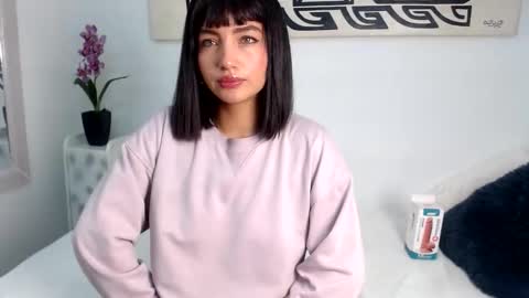 Laura Gibson online show from February 4, 1:39 pm