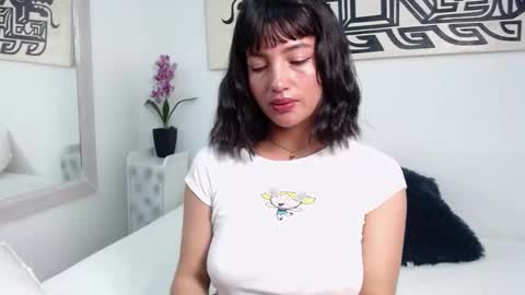 Laura Gibson online show from February 9, 1:04 pm