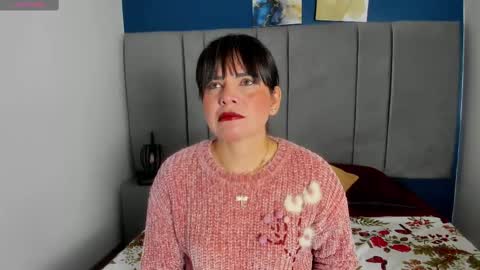 laura hotties online show from October 8, 1:20 pm