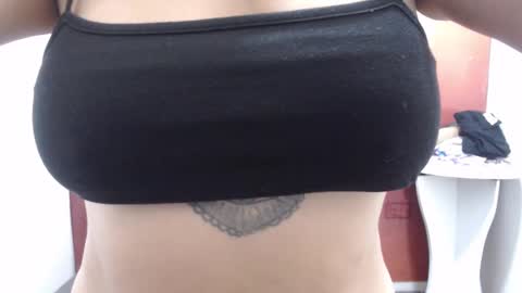 Snapshot of laura_hotyy chatting on September 19, 2:07 pm Laura online show from September 19, 2:07 pm