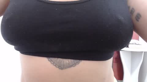 Snapshot of laura_hotyy chatting on September 23, 1:36 pm Laura online show from September 23, 1:36 pm