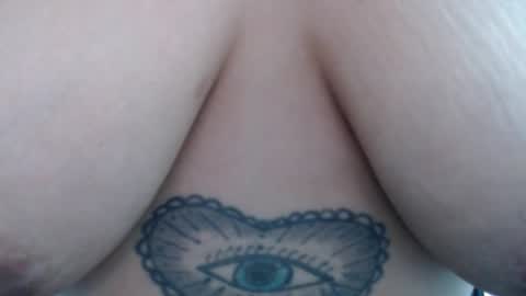 Snapshot of laura_hotyy chatting on December 18, 3:29 pm Laura online show from December 18, 3:29 pm