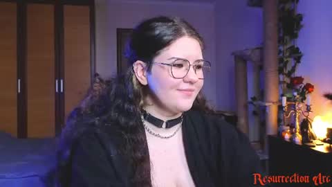 Snapshot of laura_karamazov chatting on June 9, 3:56 pm Miss Laura online show from June 9, 3:56 pm