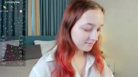 Snapshot of laura_kelley1 chatting on November 19, 6:13 am laura_kelley1 online show from November 19, 6:13 am