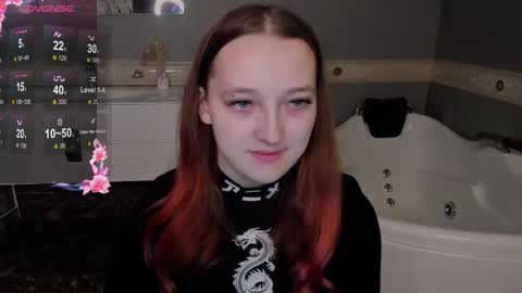 Snapshot of laura_kelley1 chatting on December 4, 10:46 am laura_kelley1 online show from December 4, 10:46 am