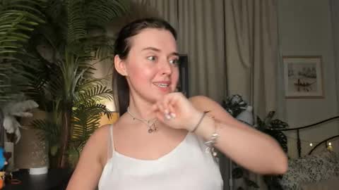 Snapshot of laura_mutti chatting on March 29, 4:07 pm Samantha online show from March 29, 4:07 pm