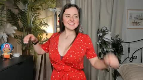Snapshot of laura_mutti chatting on May 1, 4:00 pm Samantha online show from May 1, 4:00 pm