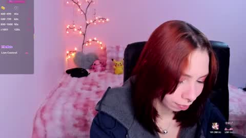 Snapshot of laura_olssen chatting on July 25, 1:30 pm Kate online show from July 25, 1:30 pm