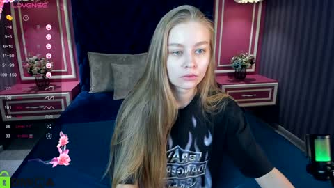 Laura online show from January 15, 12:47 pm