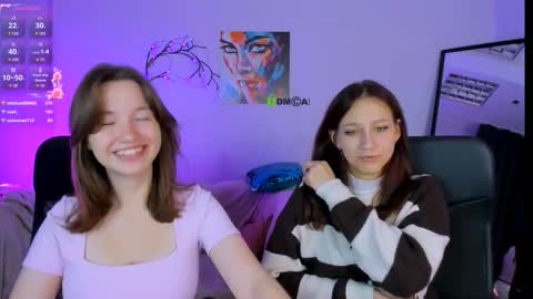 laura_queen_ online show from October 4, 7:12 pm