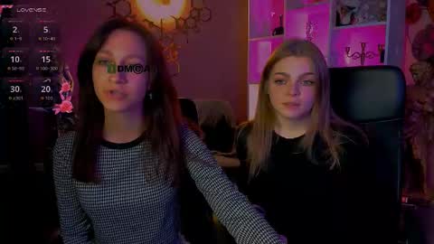 laura_queen_ online show from October 12, 7:13 pm