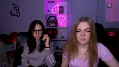 laura_queen_ online show from November 25, 8:42 pm