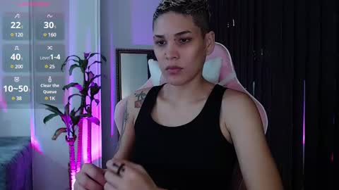 Laura Rose online show from December 16, 12:37 am