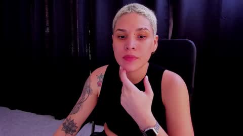 Laura Rose online show from September 19, 3:13 pm