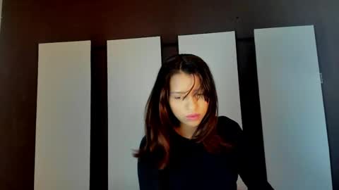 laura_serena online show from May 22, 11:05 am