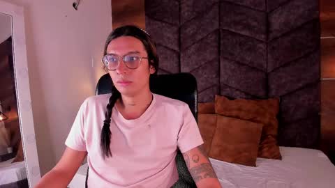 lauraagomezz__ online show from February 9, 3:23 pm