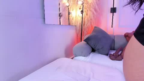 LauraCarther  online show from July 22, 6:11 pm