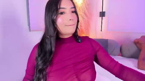LauraCarther  online show from July 24, 6:17 pm
