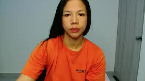 lauracb          online show from January 10, 10:39 am