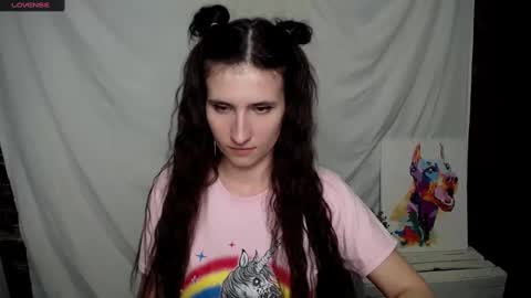 Snapshot of lauradre_ chatting on March 2, 2:32 pm Laura online show from March 2, 2:32 pm