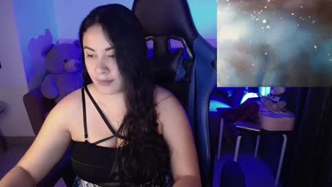 laura online show from March 1, 1:22 am