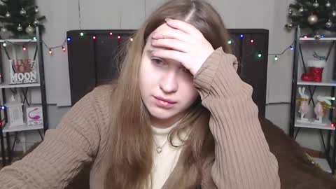 LauraHlot online show from December 24, 4:44 am