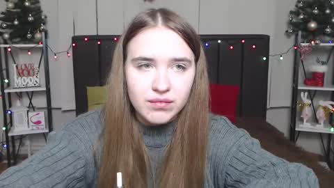 LauraHlot online show from December 28, 5:02 am
