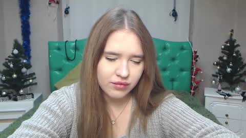 LauraHlot online show from December 28, 7:11 pm