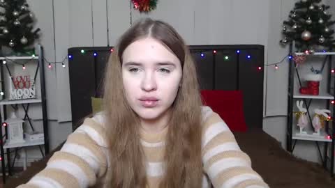 LauraHlot online show from December 30, 10:23 pm