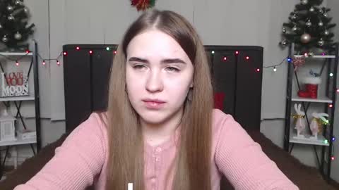 LauraHlot online show from January 5, 3:32 am
