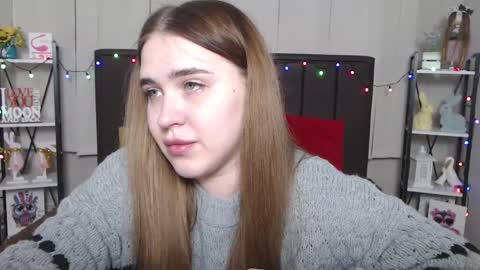 LauraHlot online show from January 19, 4:44 am