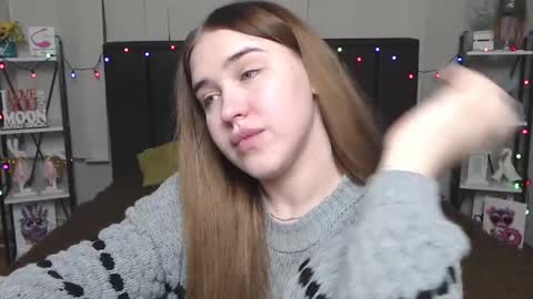 LauraHlot online show from January 24, 4:59 am