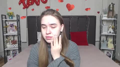 Snapshot of laurahlot chatting on February 19, 6:26 pm LauraHlot online show from February 19, 6:26 pm
