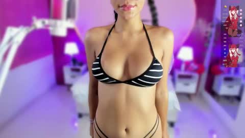 Laura MartinGMT-5 2200-0600 online show from February 18, 12:37 am