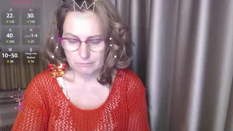 Lauraoven1 online show from December 5, 1:17 pm