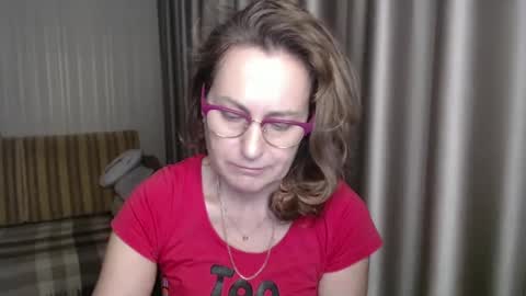 Lauraoven1 online show from January 12, 3:03 pm
