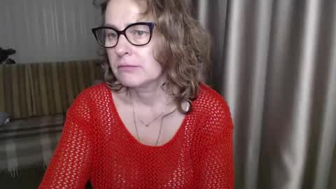 Lauraoven1 online show from January 19, 5:39 pm