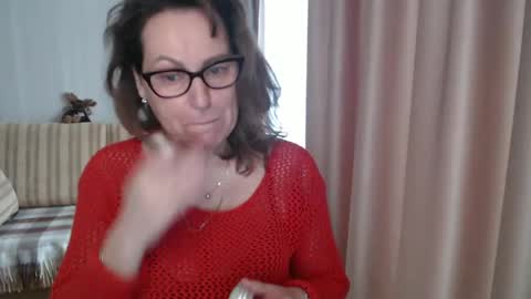 Lauraoven1 online show from March 3, 7:32 am