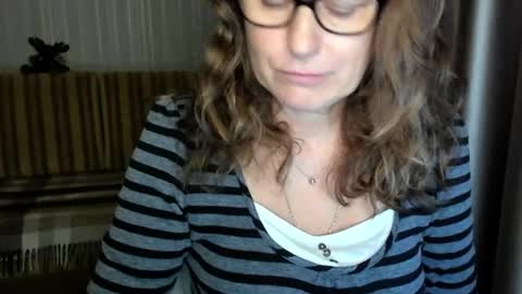 Lauraoven1 online show from October 27, 3:16 pm