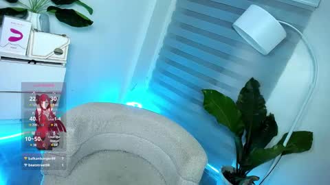 Snapshot of laurasinclair chatting on February 10, 3:21 pm Your sweet Laura online show from February 10, 3:21 pm