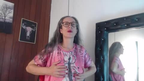 Laura Sofia online show from February 14, 3:14 am