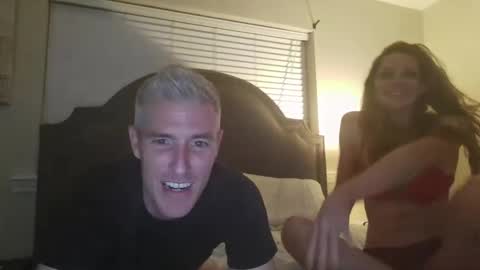 laurawri90 online show from September 28, 3:45 am