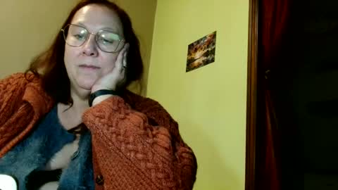 Snapshot of laureanne50 chatting on December 20, 9:28 pm laureanne online show from December 20, 9:28 pm