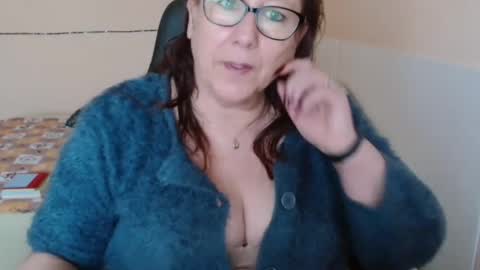 Snapshot of laureanne50 chatting on February 28, 10:20 am laureanne online show from February 28, 10:20 am